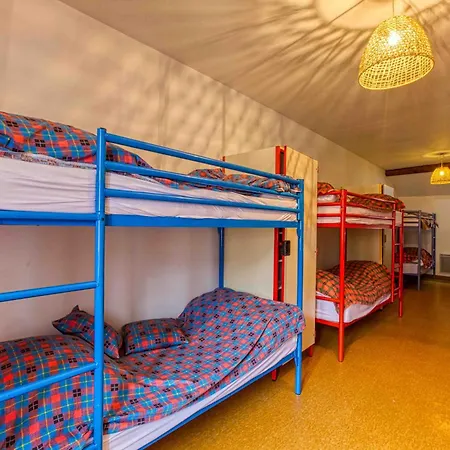 Holiday home Maison De L Albine, Gite De Groupe Peyrusse-le-Roc